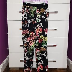 Beachy Stretchy NY&Co Pants